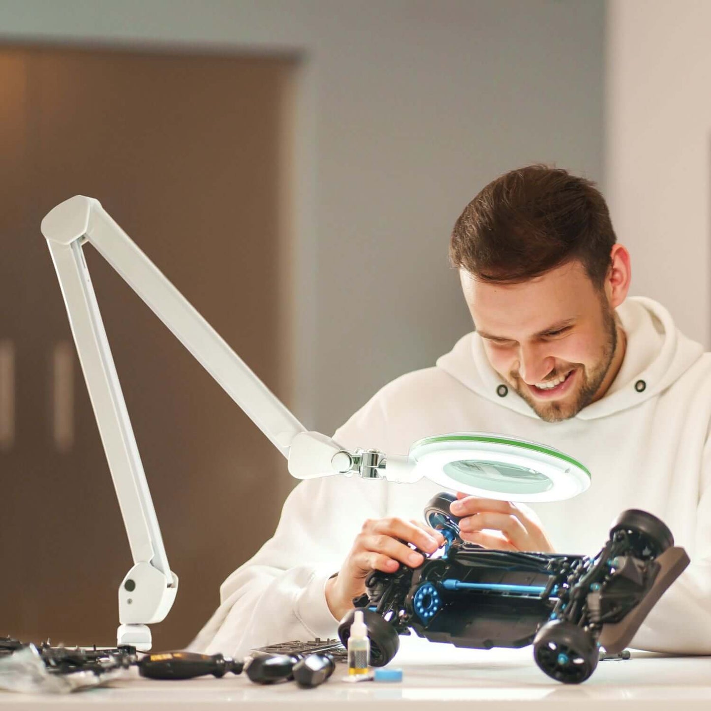 Lumeno Lambda M Lampada d'ingrandimento dimmerabile con lente in vetro da 127 mm, varie versioni